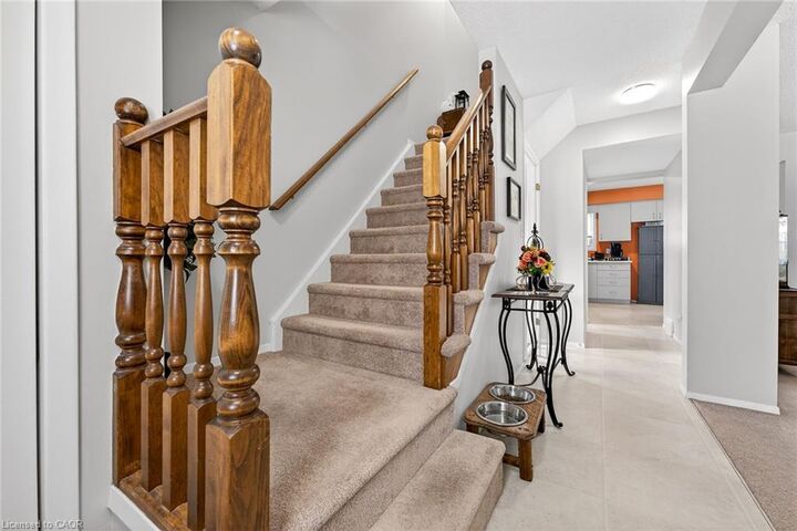 Property Photo:  6479 Malibu Drive  ON L2H 2W4 