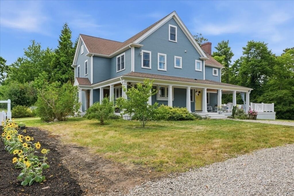 Property Photo: 115 Sohier St MA 02025