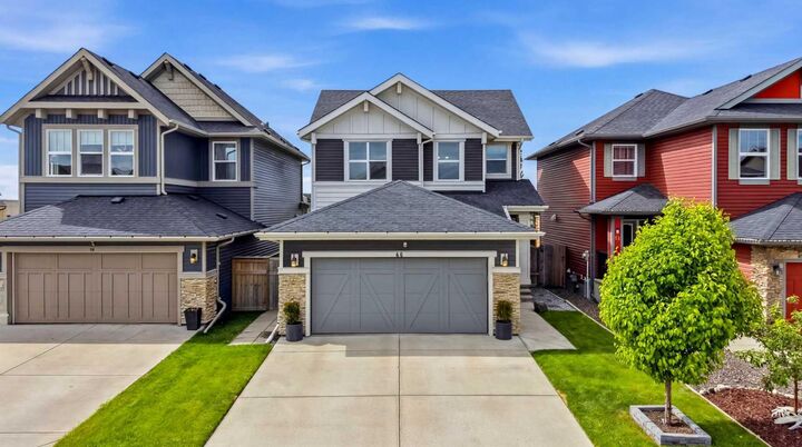 Property Photo: 46 Fireside Place AB T4C 0R2