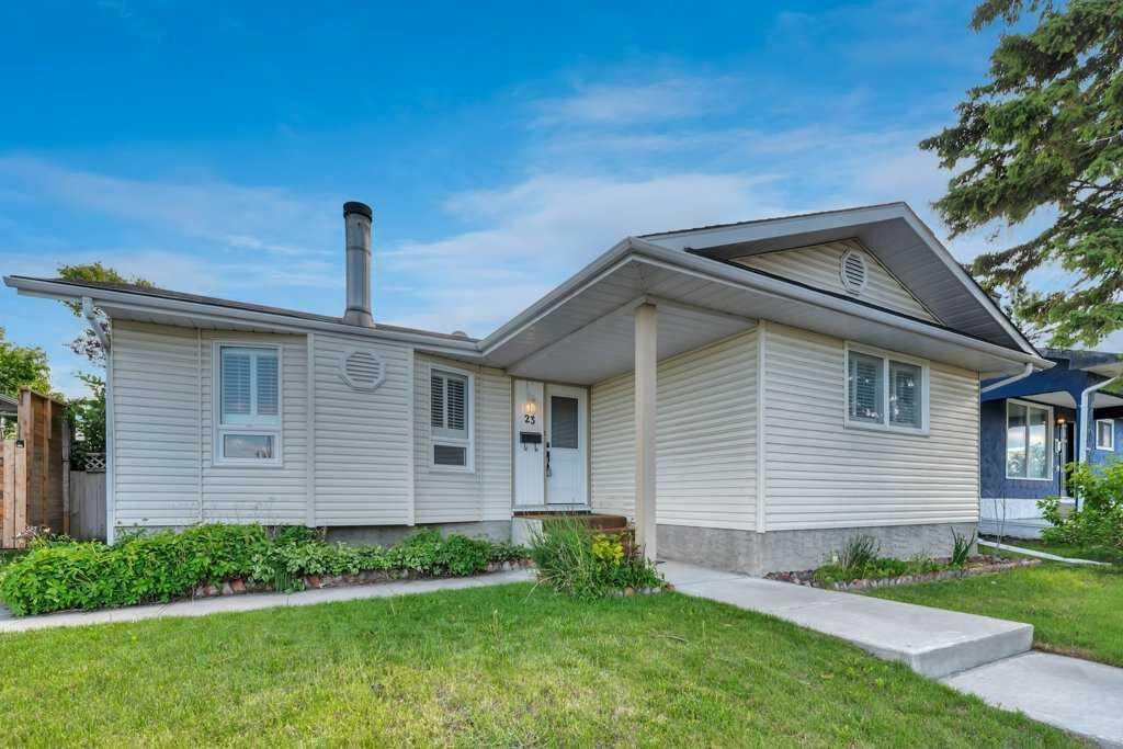 Photo de la propriété: 23 Penworth Crescent SE AB T2A 4C5