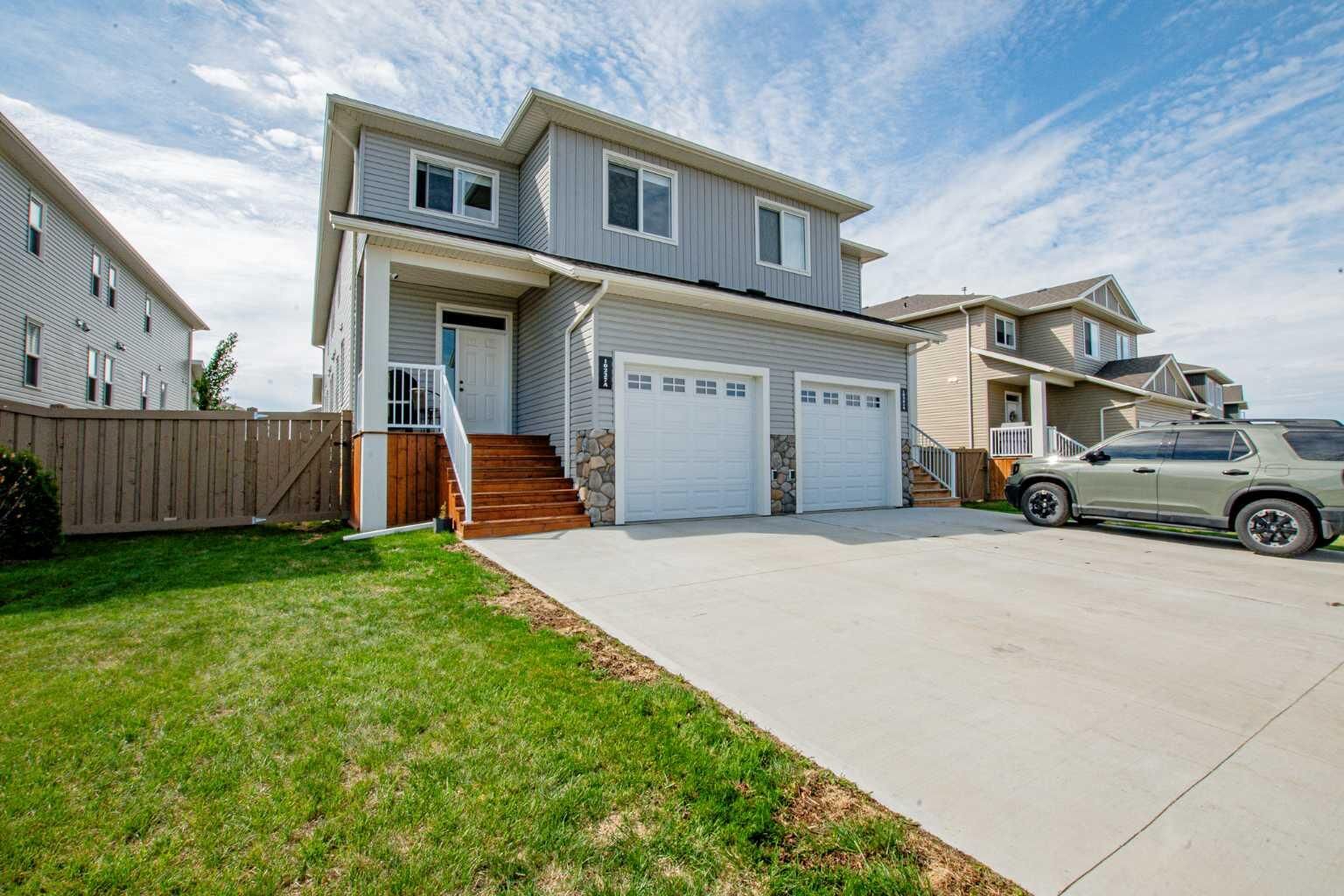 Property Photo: 10227A 149 Avenue AB T8X 0R8