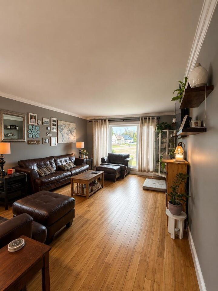 Property Photo: 4400 54 A Avenue AB T0G 1E0