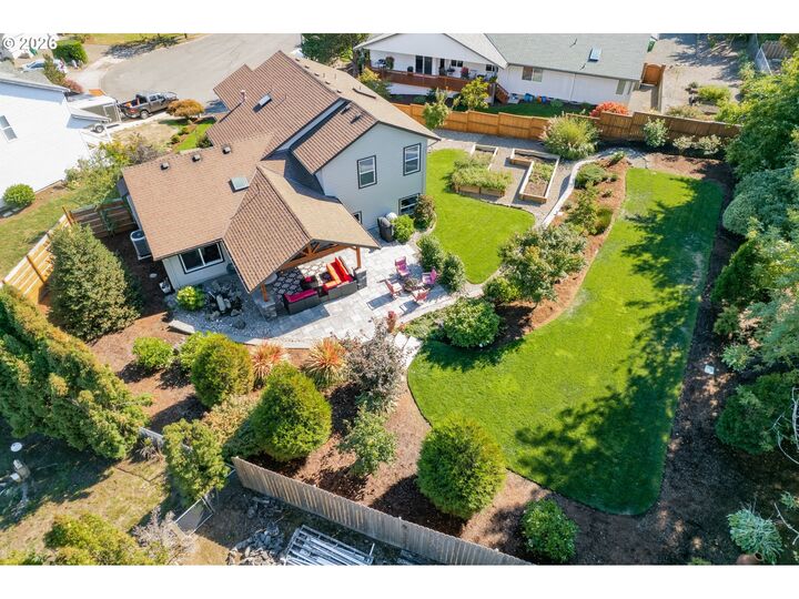 Property Photo:  2959 SW Emerald Ave  OR 97080 