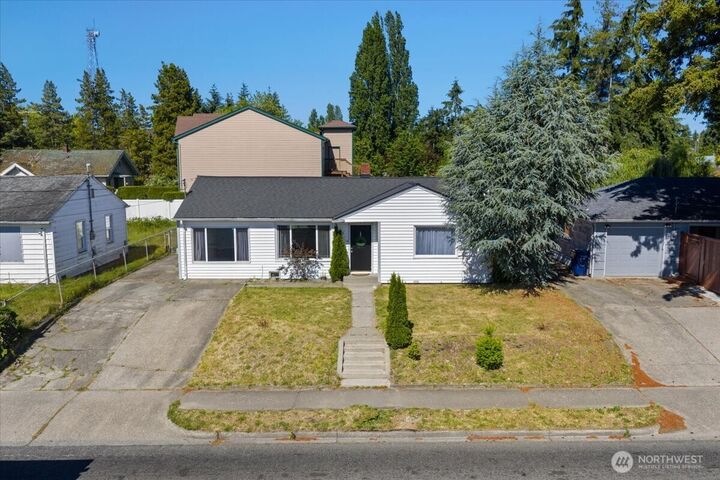 Property Photo:  1816 S Sprague Avenue  WA 98405 