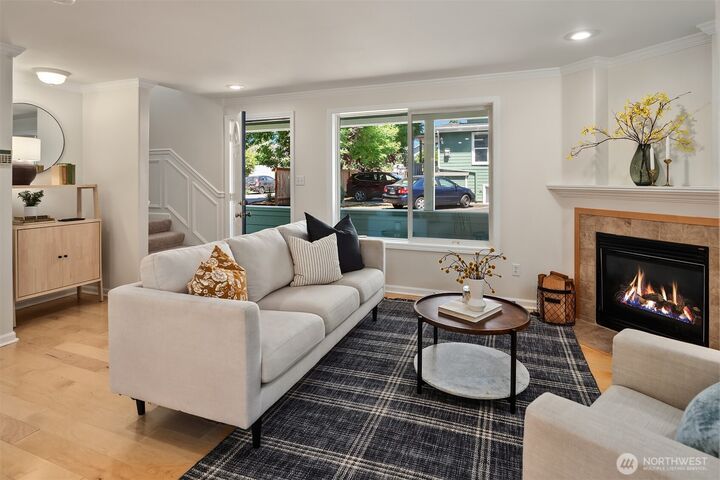 Property Photo: 3610 36th Avenue S 3-1 WA 98144