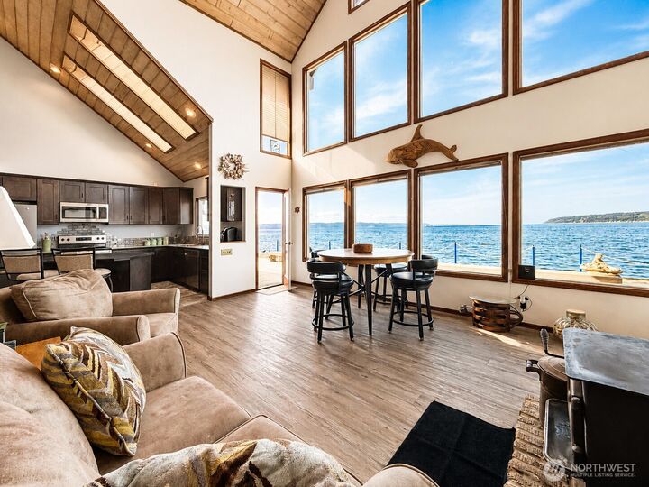Property Photo:  14  H South Beach Drive  WA 98206 
