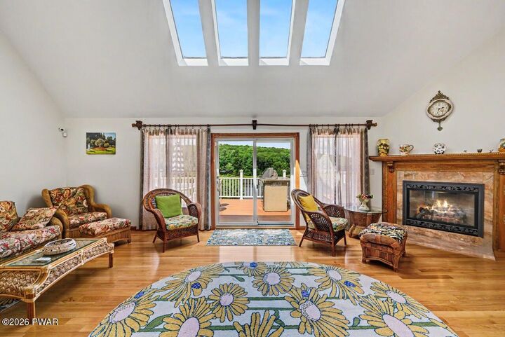 Property Photo:  127 High Meadow Drive  PA 18337 