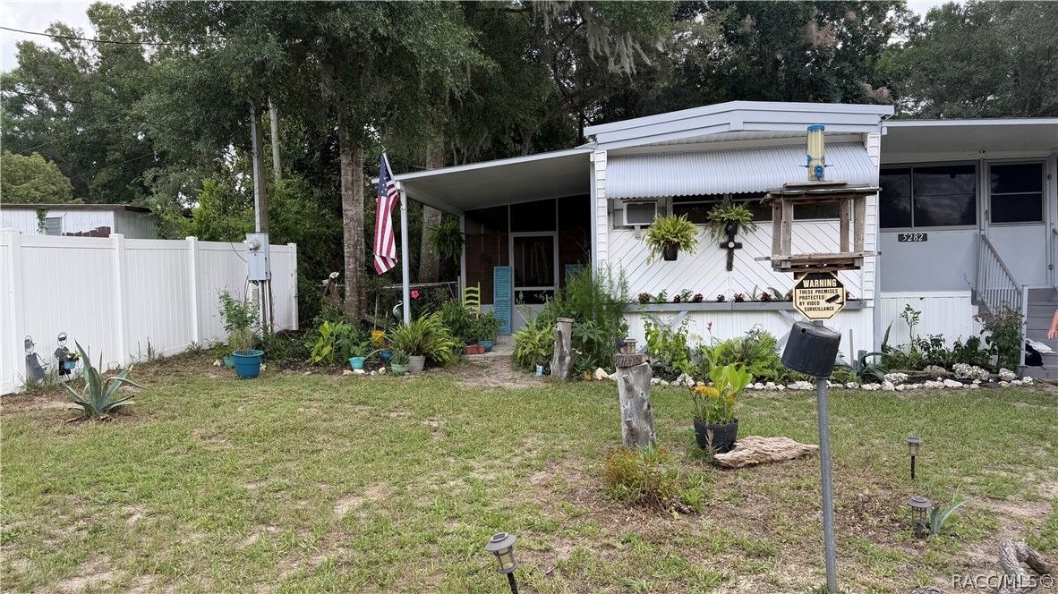 Property Photo: 5282 W Blade Lane FL 34433