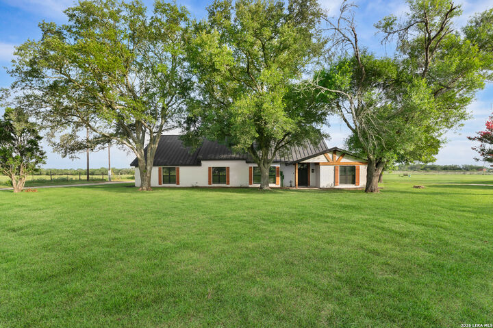 Property Photo: 1591 Leissner School TX 78155