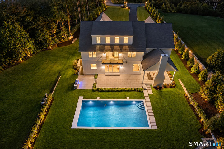 Property Photo:  13 Edgemarth Hill Road  CT 06880 