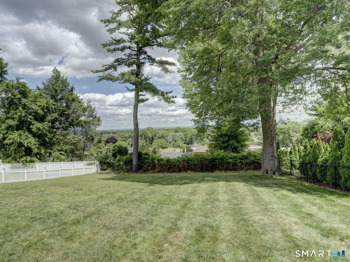 Property Photo:  432 Ridge Road  CT 06109 