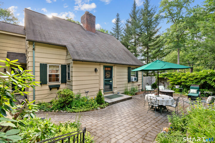 Property Photo: 345 Ridgewood Road CT 06107