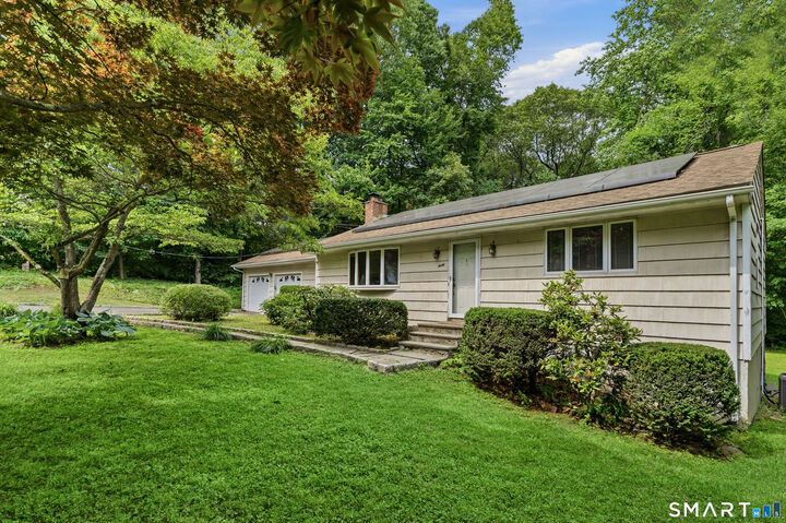 Property Photo:  30 Creeping Hemlock Drive  CT 06851 