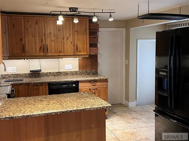 Property Photo:  326 N Ridge Avenue  ID 83402 