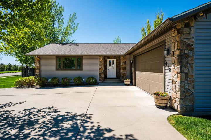 Property Photo: 418 Shadow Ridge Boulevard WY 82801
