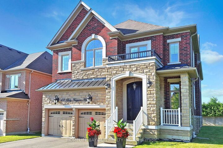 Property Photo: 42 Lady Fenyrose Avenue ON L6A 0E2