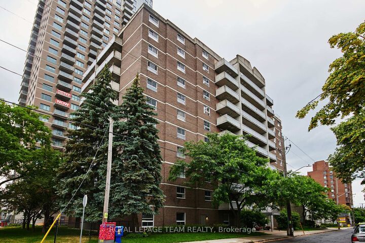 110 Forward Avenue 904 — photo 1