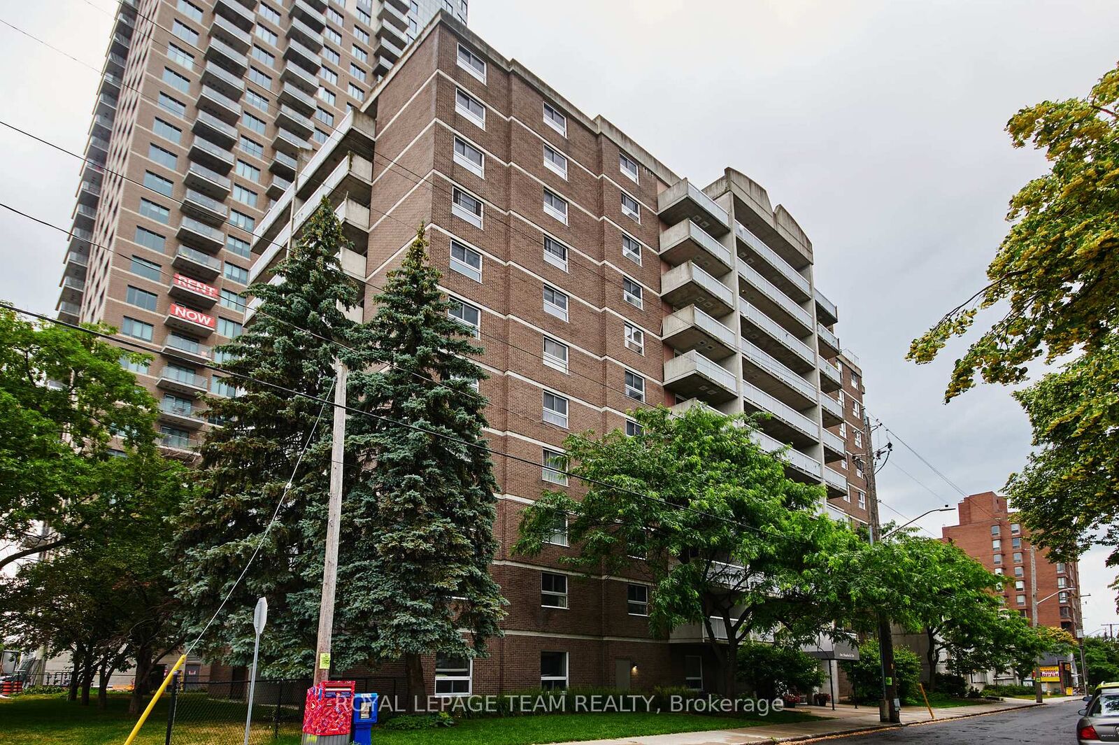 Property Photo: 110 Forward Avenue 904 ON K1Y 4S9