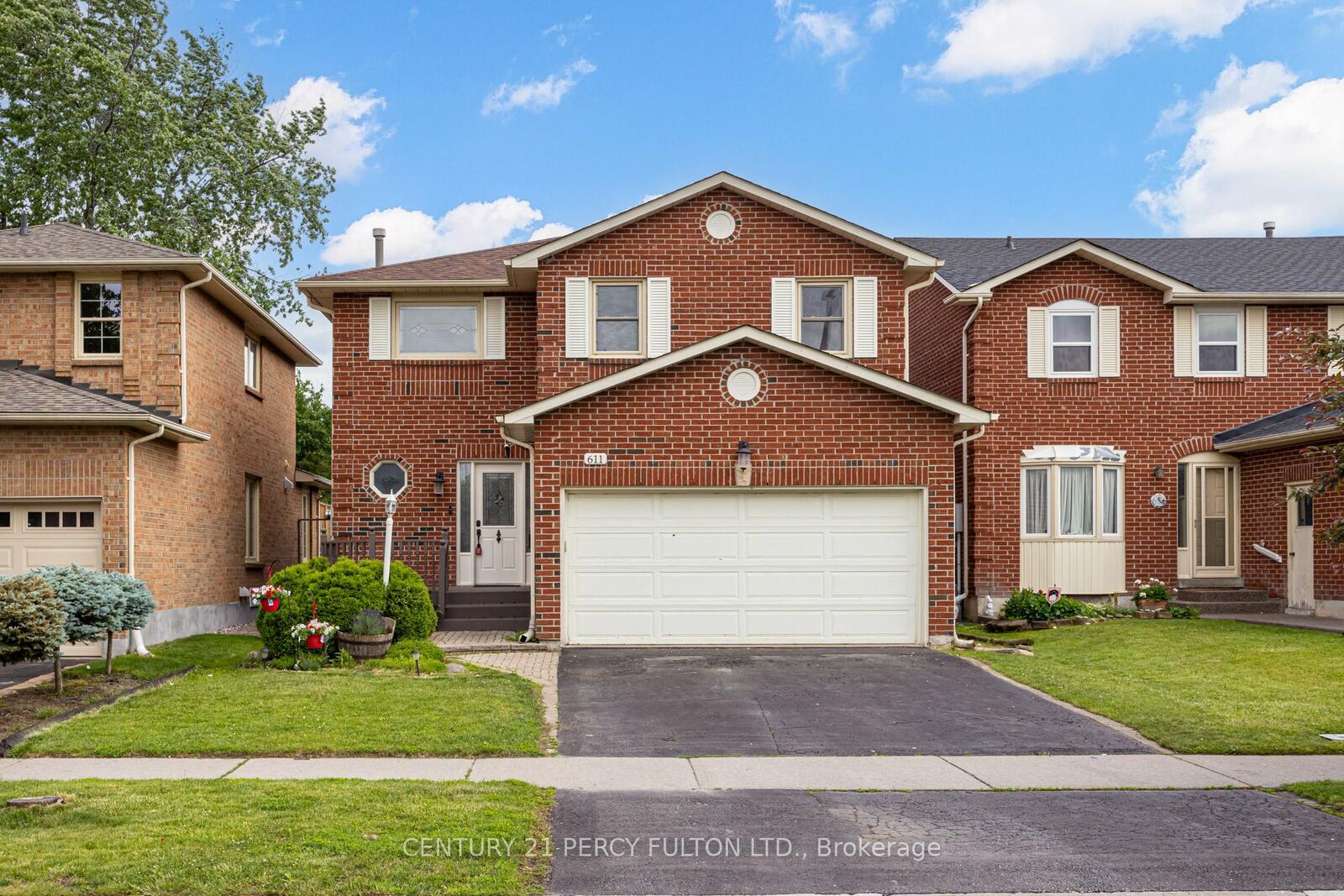 Photo de la propriété:  611 Chiron Crescent  ON L1V 4T5 