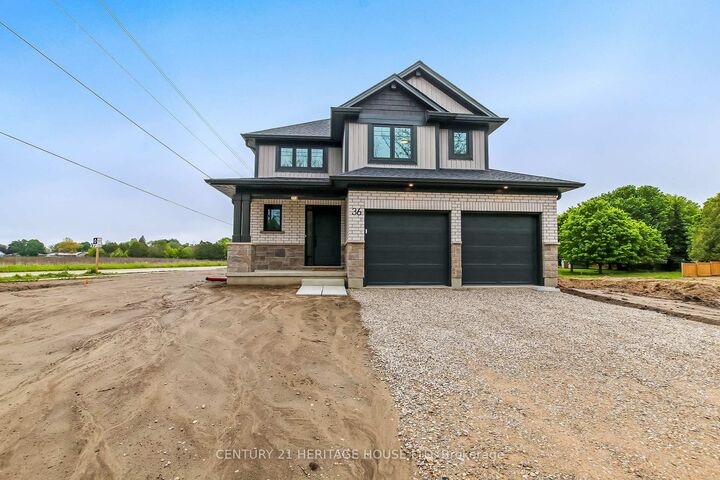 36 Hawks Gate — photo 1