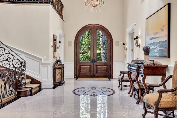 Property Photo: 113 Maple Grove Drive ON L6J 4T9