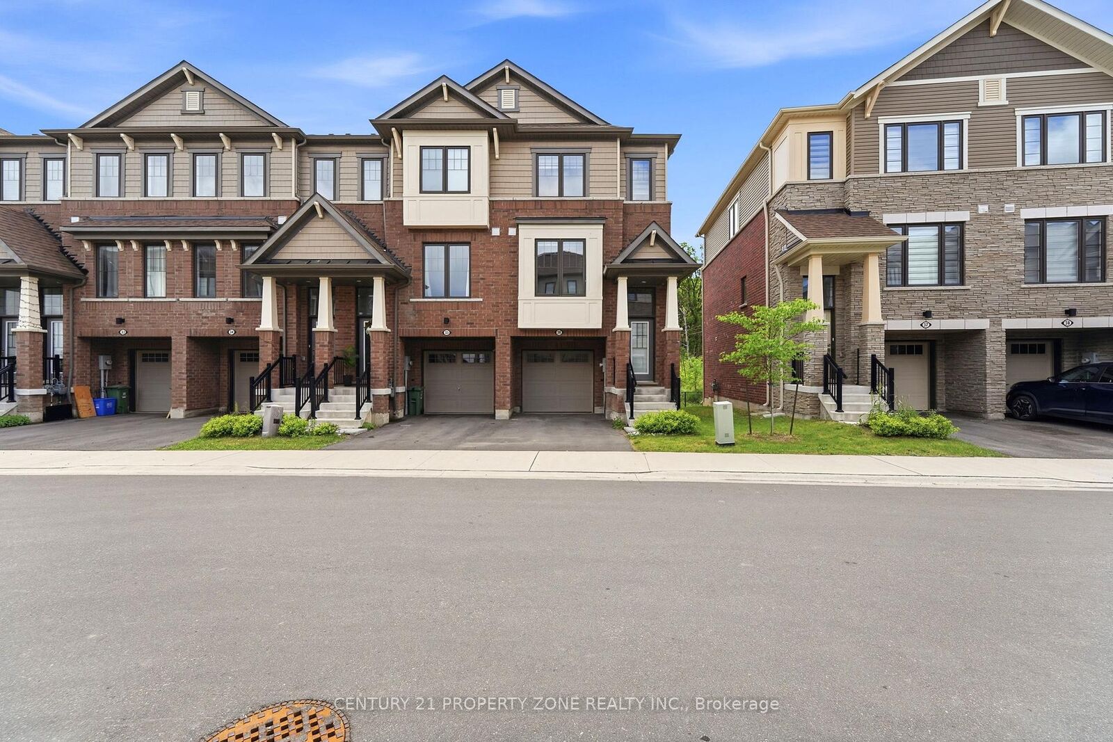 Photo de la propriété: 185 Bedrock Drive 36 ON L8J 0M5