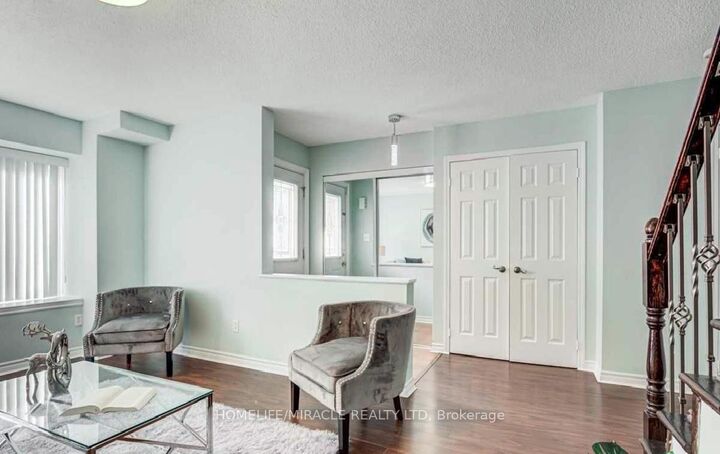 Property Photo: 4200 Kingston Road 12 ON M1E 2M6
