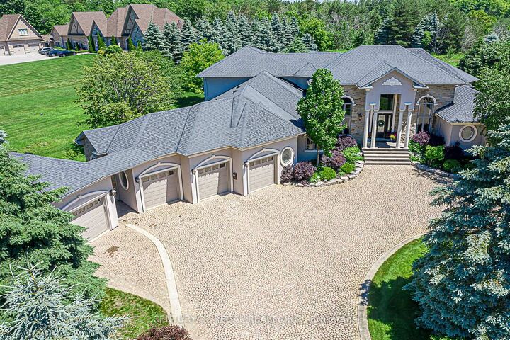 16 Lake Woods Drive — photo 1