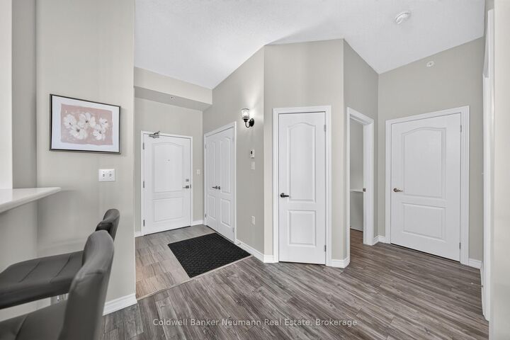 Property Photo:  1450 Main Street E 412  ON L9T 9M3 