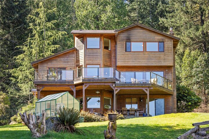 Property Photo: 13361 Prospect Dr BC V9G 1G9