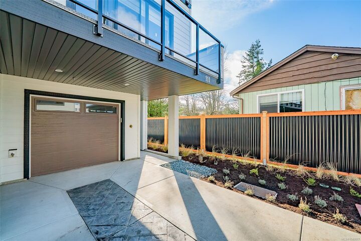 Property Photo:  1615 Northfield Rd #107  BC V9S 5A8 