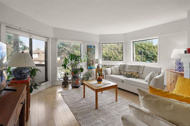 Property Photo: 1252 Pandora Ave #204 BC V8V 3R4