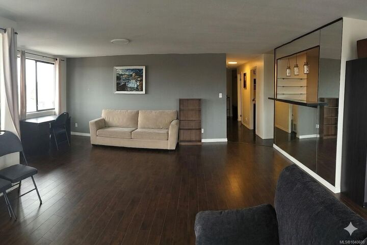 Property Photo: 30 Cavan St #302 BC V9R 6K3