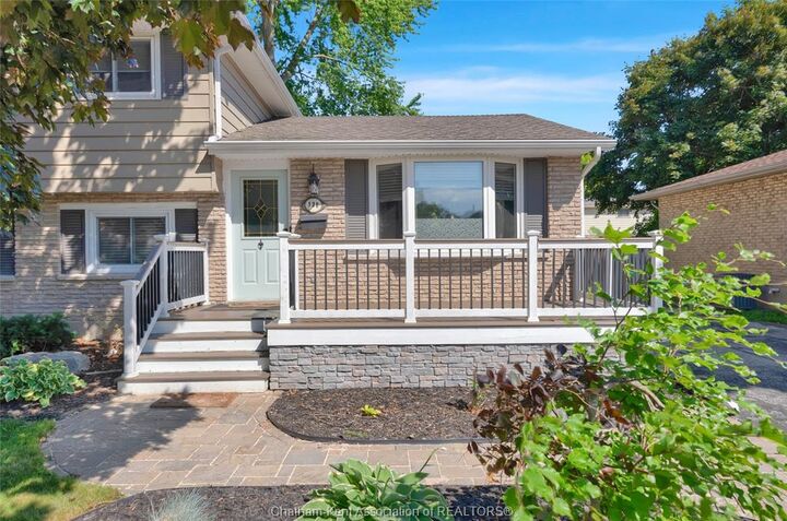 Property Photo: 138 Vanier Drive ON N7L 4H1