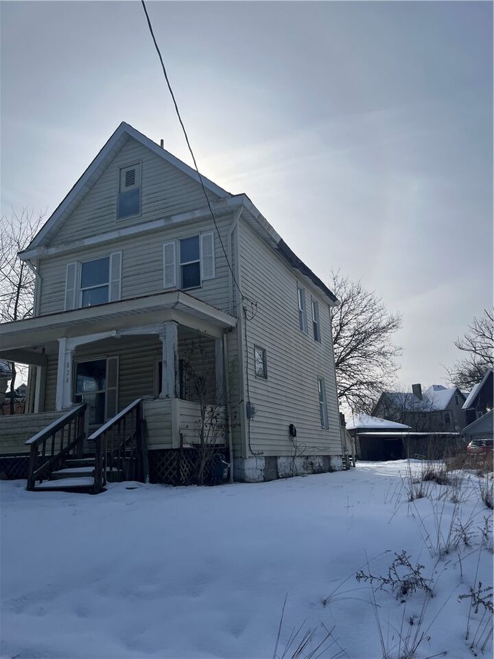 Property Photo: 824 Franklin Avenue PA 16101