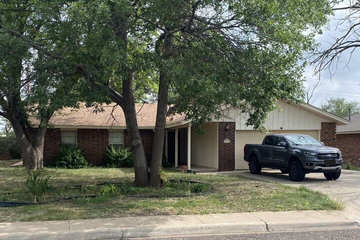 Property Photo:  1016 5th Street  TX 79015 