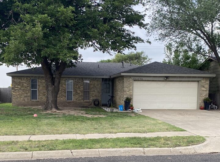 Property Photo:  2607 14th Avenue  TX 79015 