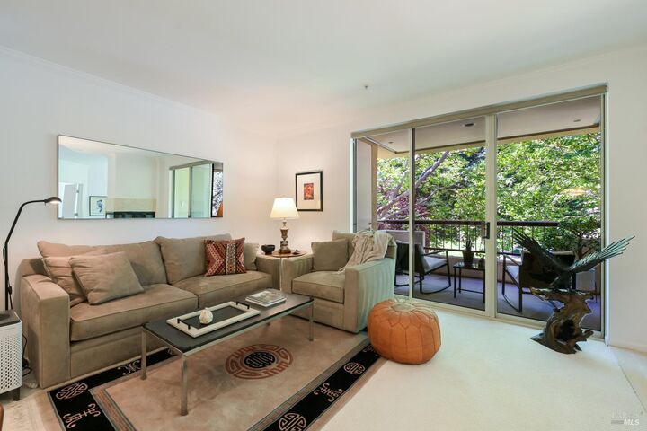 Property Photo:  600 Deer Valley Road 1G  CA 94903 