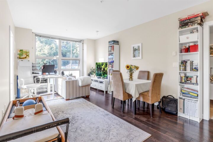 Property Photo: 1177 Marine Drive 204 BC V7P 1T1