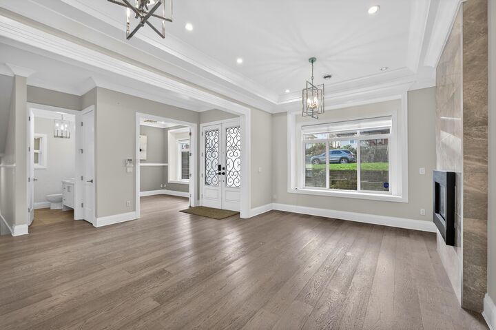 Property Photo: 824 Chestnut Street BC V3L 4N2