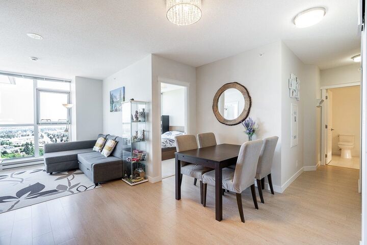 Property Photo: 11967 80 Avenue 3206 BC V4C 0E2