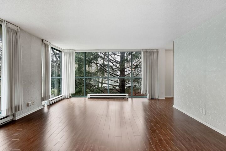 Property Photo: 8811 Lansdowne Road 305 BC V6X 3T4