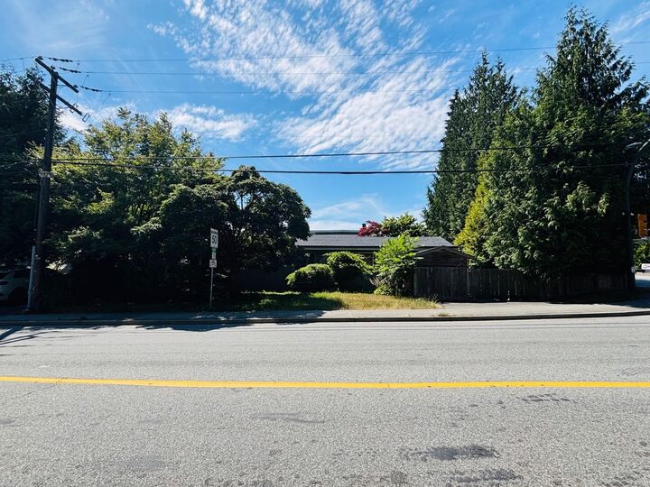 Property Photo: 498 Hickey Drive BC V3K 5P1