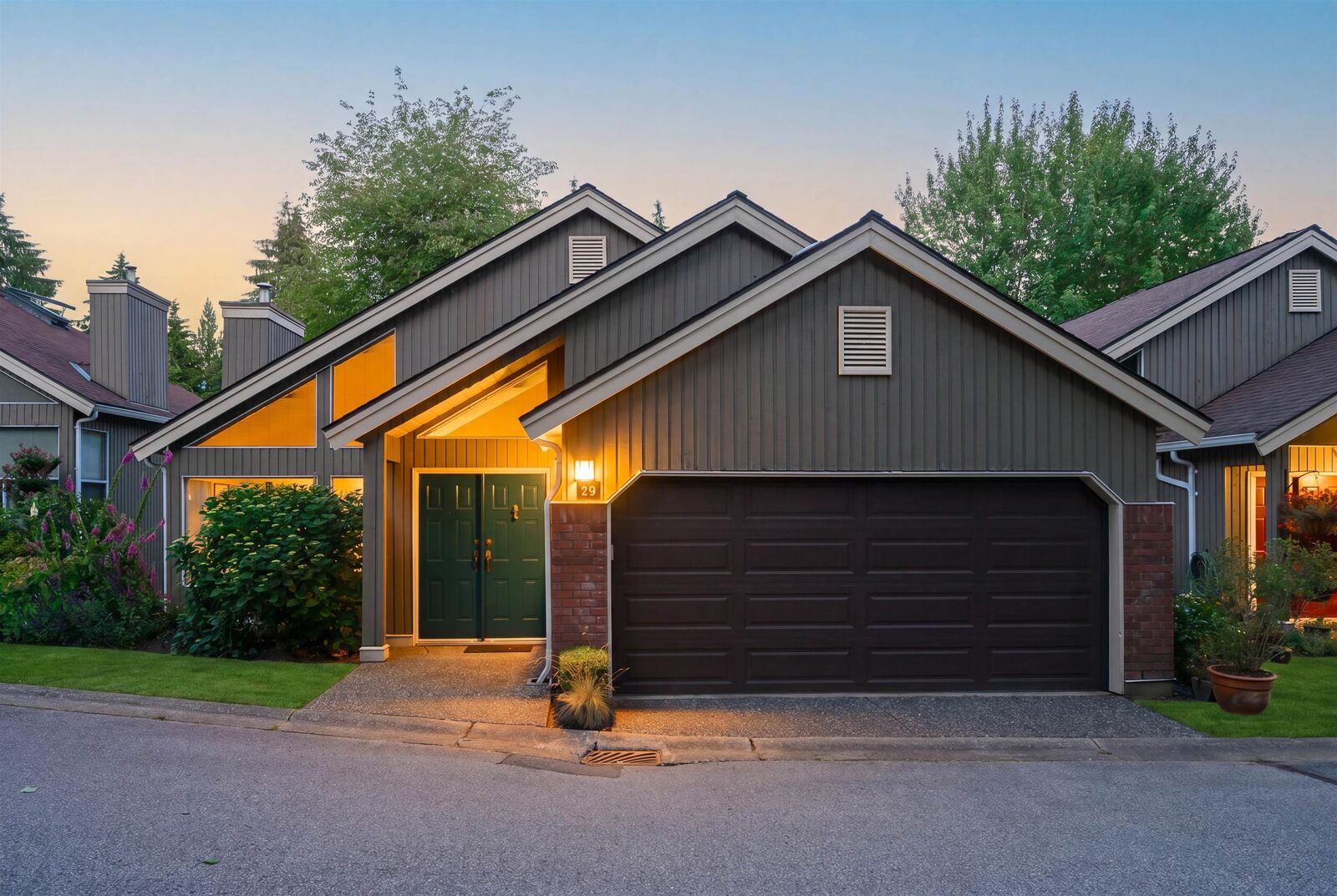 Property Photo: 4055 Indian River Drive 29 BC V7G 2R7