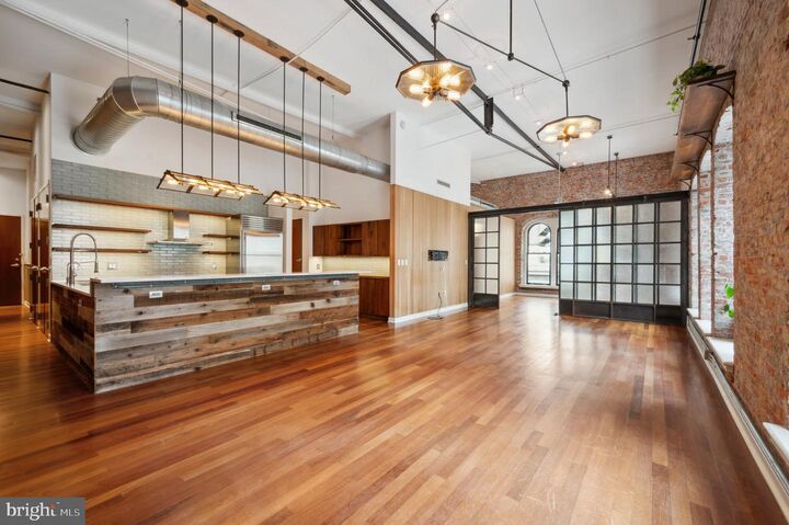 Property Photo:  105 S 12th Street 500  PA 19107 