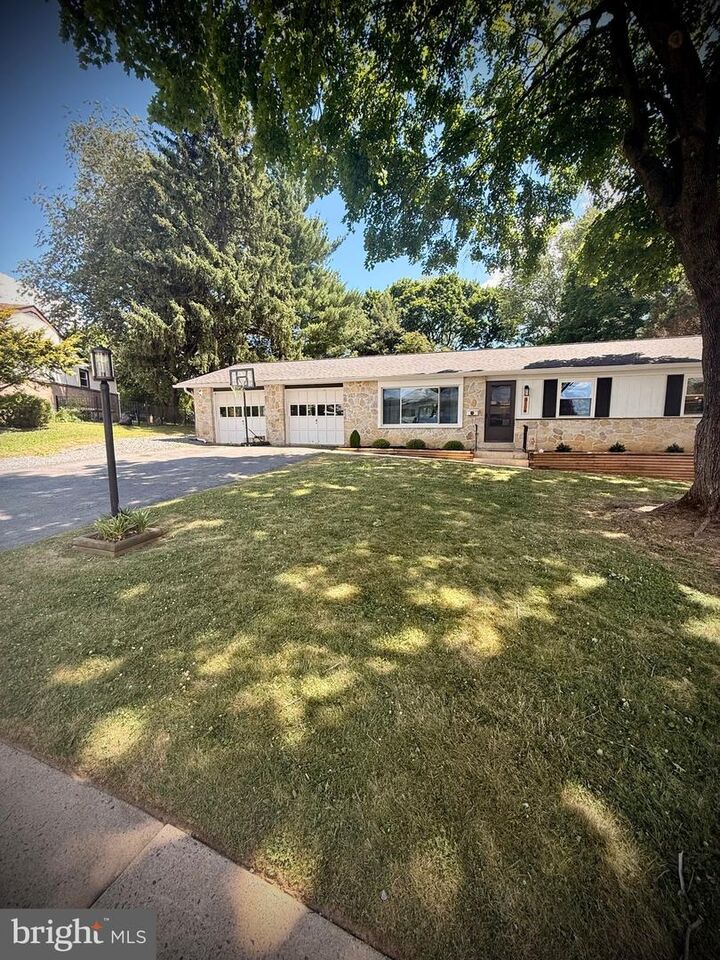 Property Photo: 3124 Linda Lane PA 19608