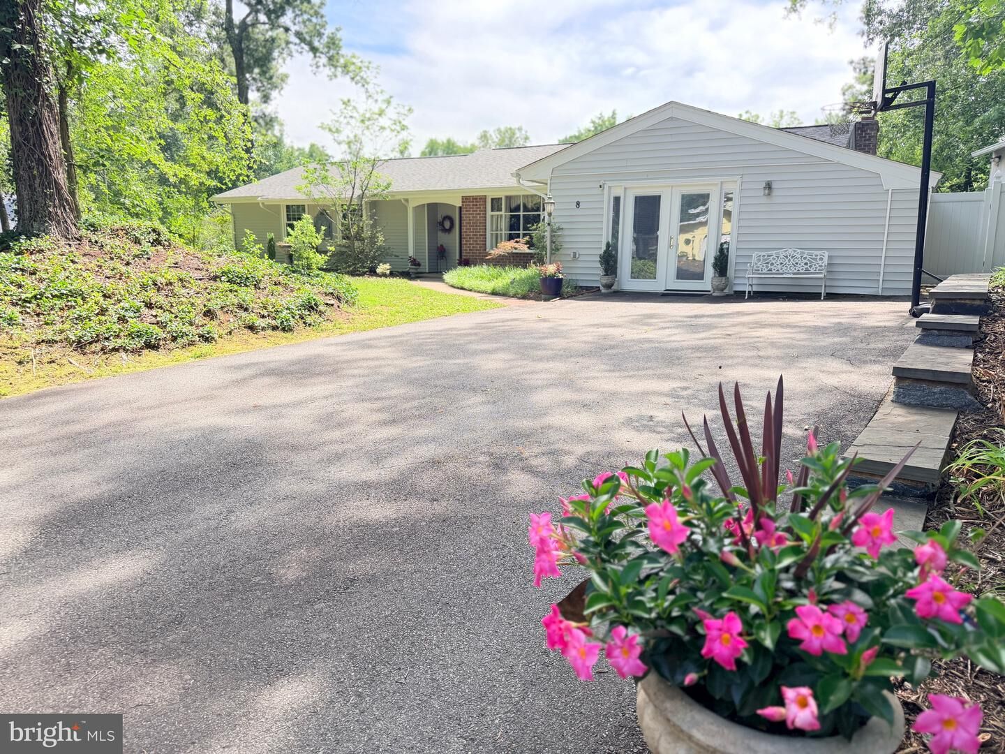 Property Photo:  8 Pond Circle  VA 22407 