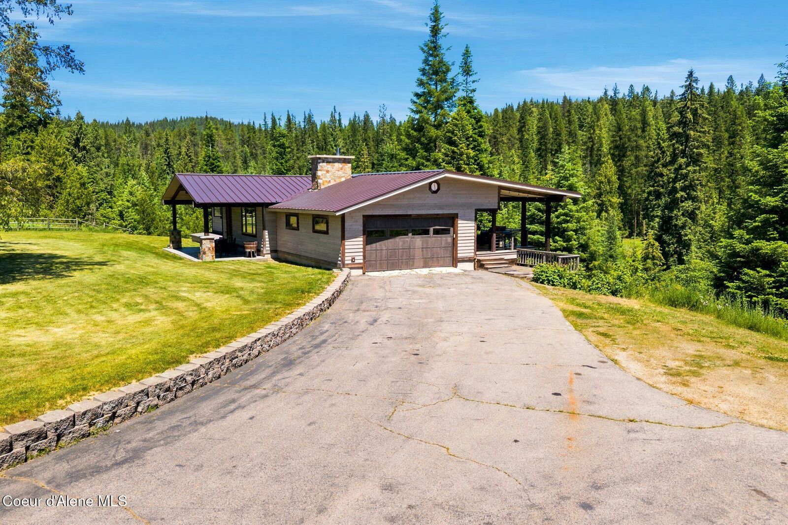 Property Photo:  435 Shady Pines Loop  ID 83856 