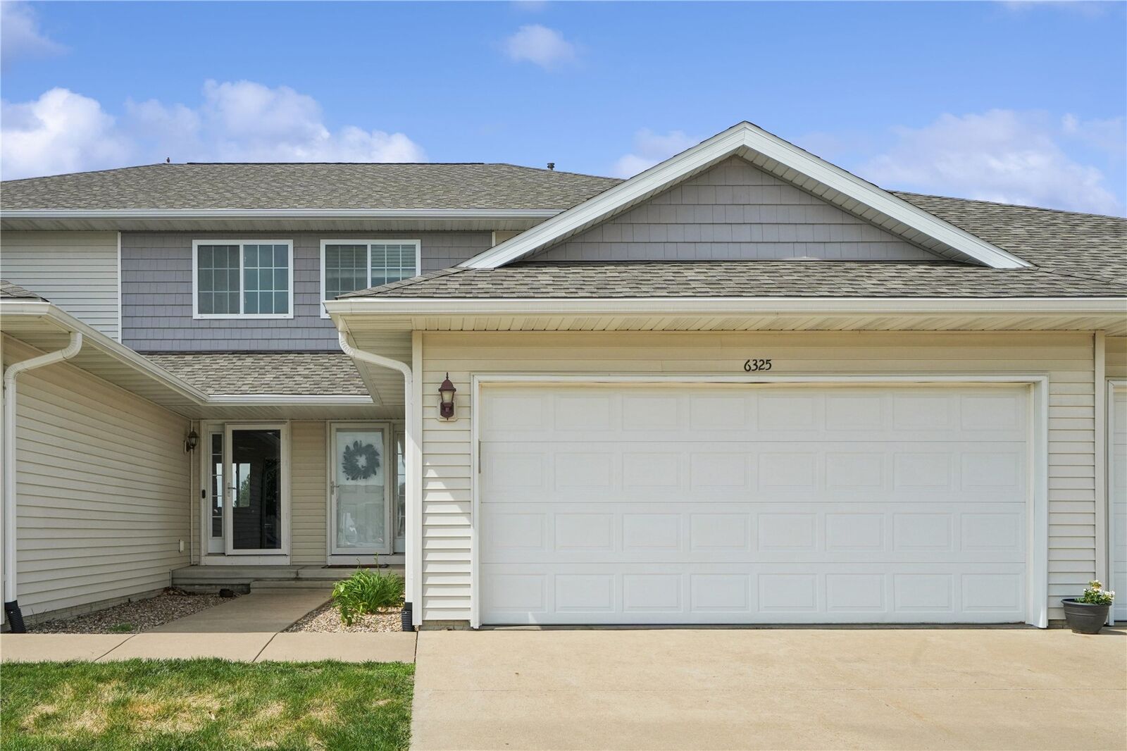 Property Photo:  6325 Muirfield Dr SW  IA 52404 