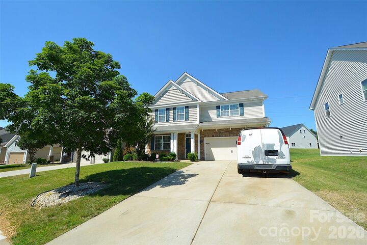Property Photo: 5825 Pepperpike Way 212 NC 28213